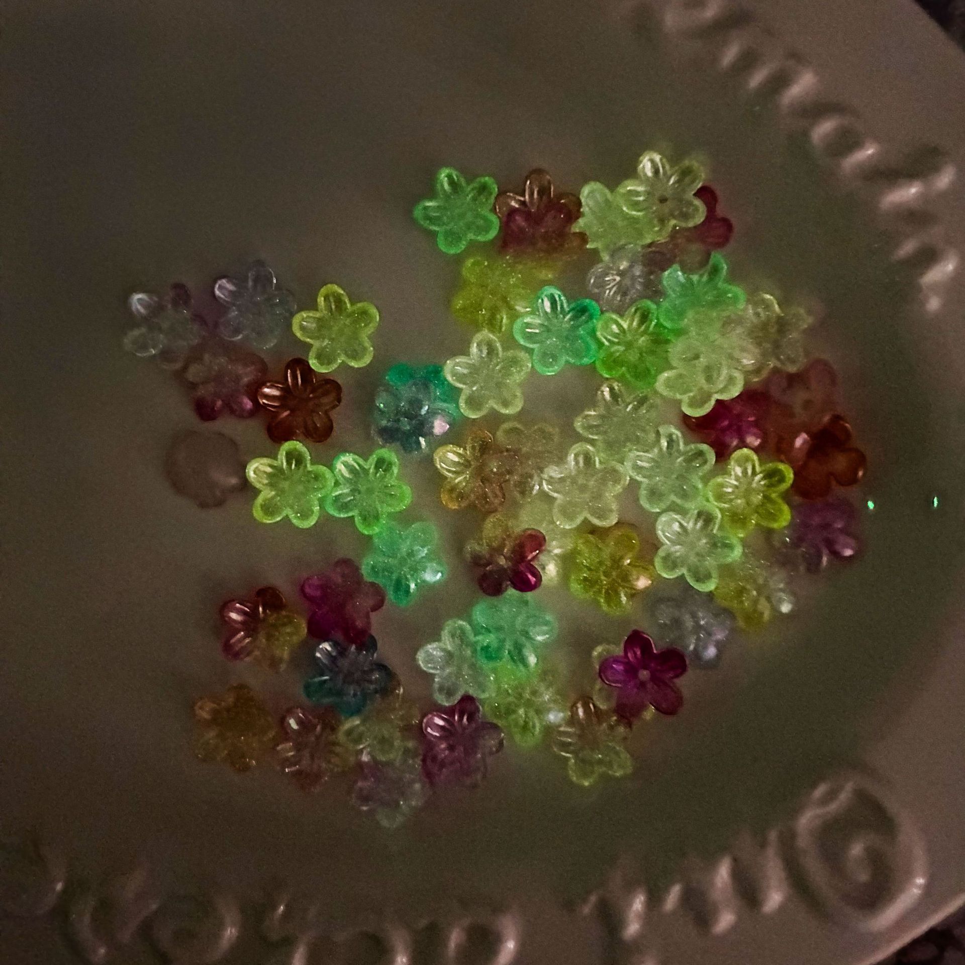 100pcs 12mm Glow in The Dark A - Embellishment Crafts ulasan dan harga